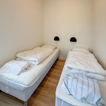 2 Bedroom Awesome In *