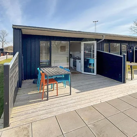 Apartamento 2 Bedroom Awesome In *