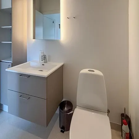 2 Bedroom Awesome In *